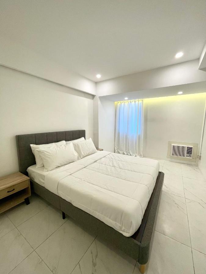 Burgundy Guest Suite Manila Eksteriør bilde